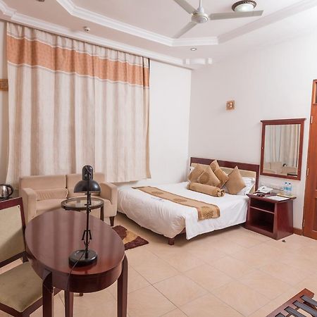 Hotel De Mag Dar es Salaam Exteriér fotografie