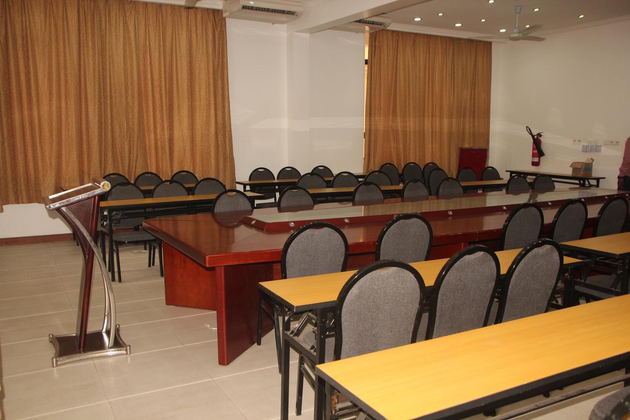Hotel De Mag Dar es Salaam Exteriér fotografie